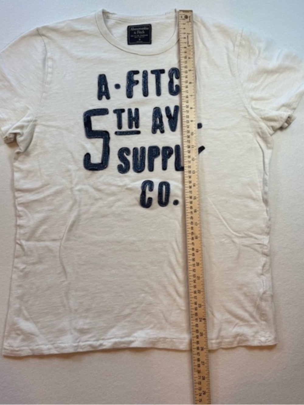 ABERCROMBIE & FITCH Men’s 4 T-Shirt Bundle Short Sleeve Logo Graphic - Picture 9 of 14